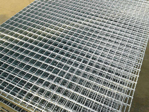 如何解決熱鋼格柵表面粗糙問題？